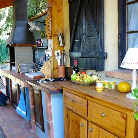Hébergement de vacances Maison De 2 Chambres Avec Vue Sur La Jardin Clos Et Wifi A A 2 Km De La